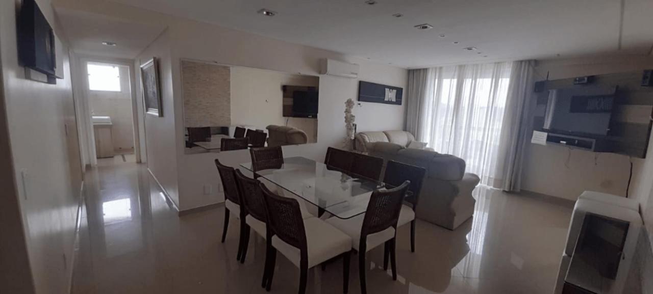 Lindo Apartamento No Coracao Da Cidade - Apartamento Inteiro Ou Seja Nao E Compartilhado Com Outras Pessoas - Perto De Tudo - 2 Quartos - Ar Condicionado - Churrasqueira - Cozinha Completa - 120 Metros Quadrados Ao Todo - Quartos Com 12 Metros Quadra Uniao Da Vitoria Exterior foto